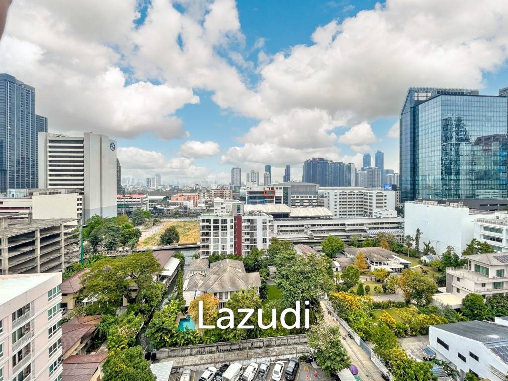 3 Bedrooms 2 Bathrooms 176 SQ.M Ruamjai Heights