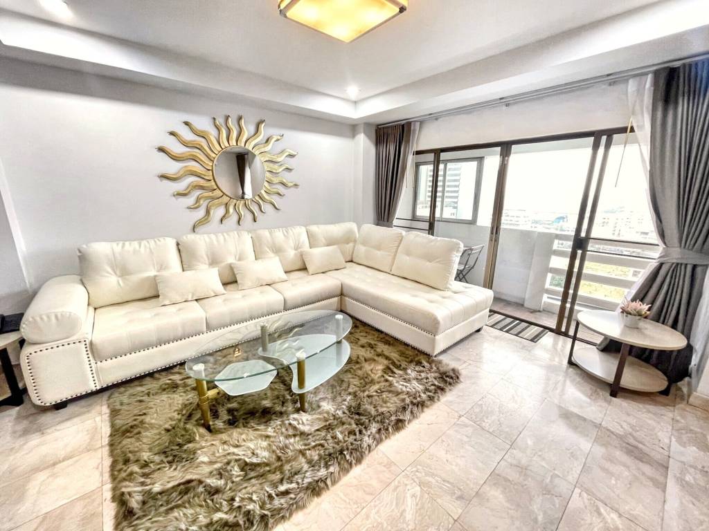 3 Bedrooms 2 Bathrooms 150 SQ.M Ruamjai Heights