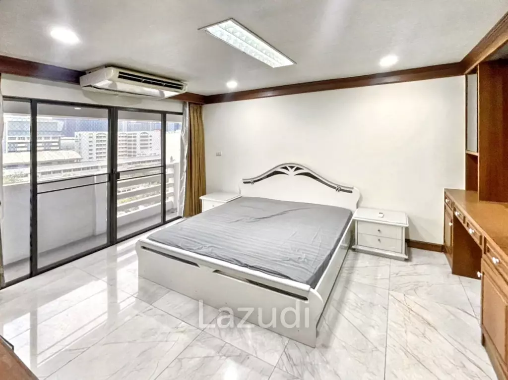 3 Bedrooms 3 Bathrooms 211 SQ.M Ruamjai Heights