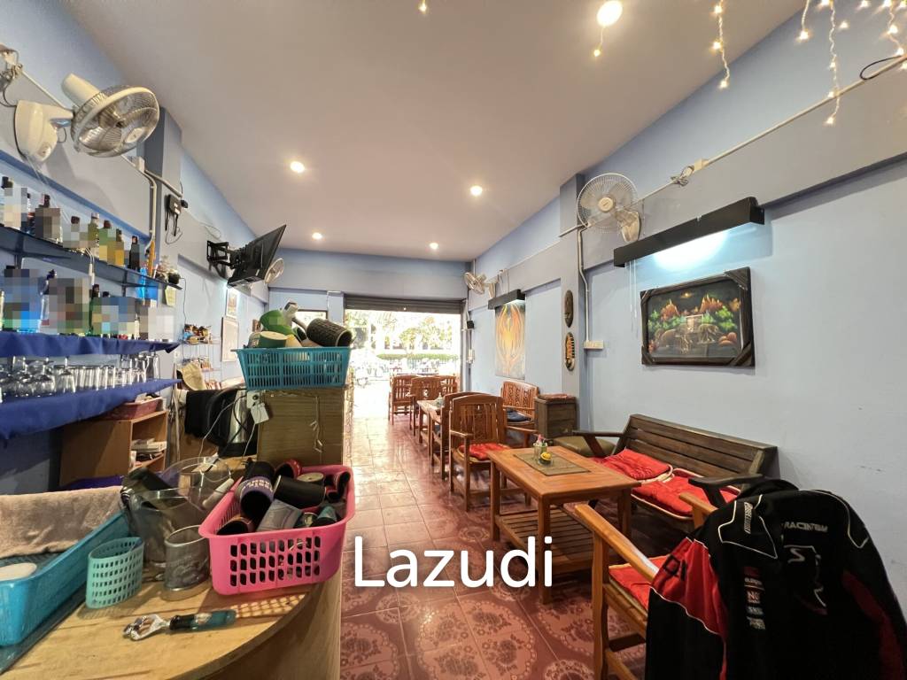 Sell Out Bar and 3-Storey Building in Jetyod Rd. area