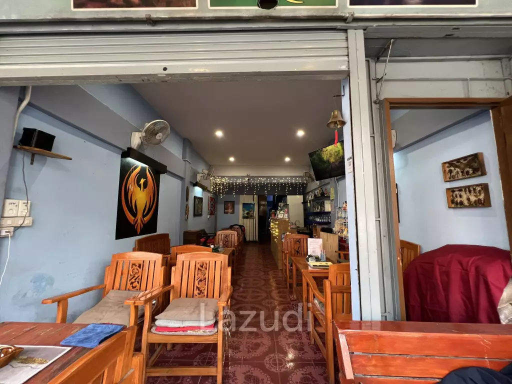 Sell Out Bar and 3-Storey Building in Jetyod Rd. area