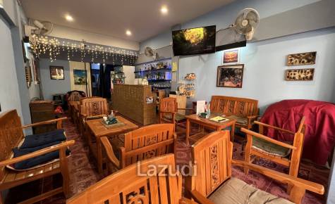 Sell Out Bar and 3-Storey Building in Jetyod Rd. area