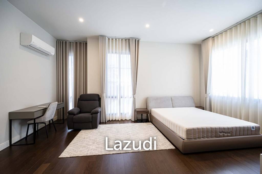 5 Bed 6 Bath 687 SQ.M Narasiri Krungthep Kreetha