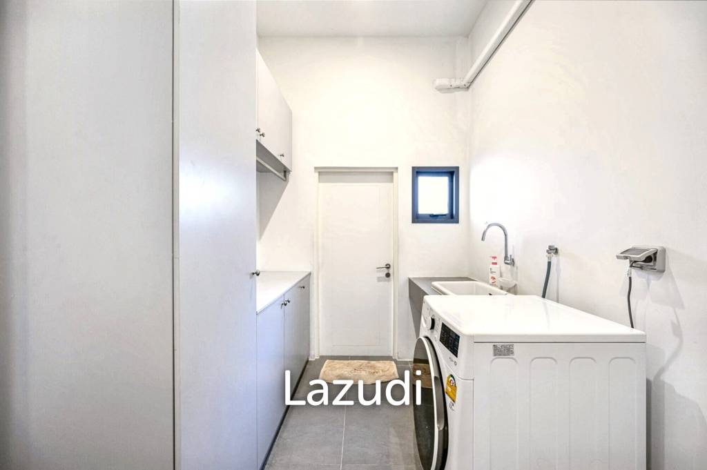 5 Bed 6 Bath 687 SQ.M Narasiri Krungthep Kreetha