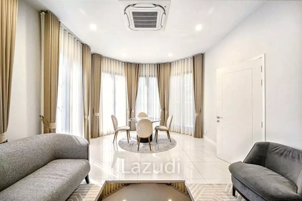 5 Bed 6 Bath 687 SQ.M Narasiri Krungthep Kreetha