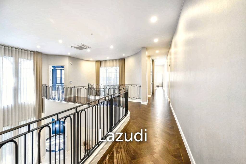 5 Bed 6 Bath 687 SQ.M Narasiri Krungthep Kreetha
