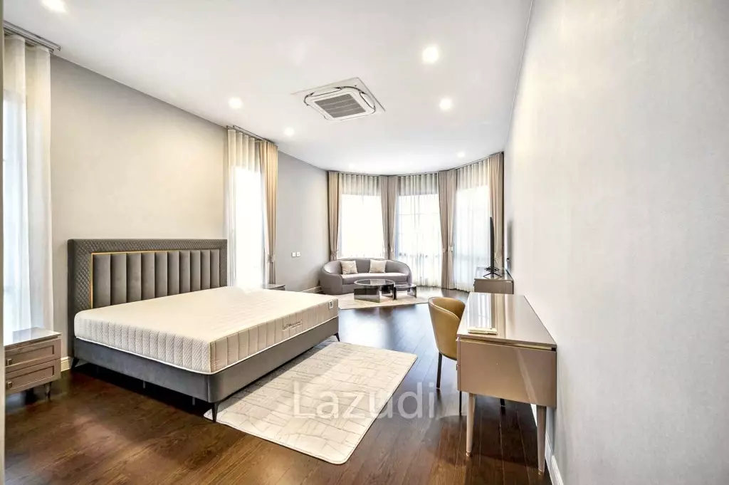 5 Bed 6 Bath 687 SQ.M Narasiri Krungthep Kreetha