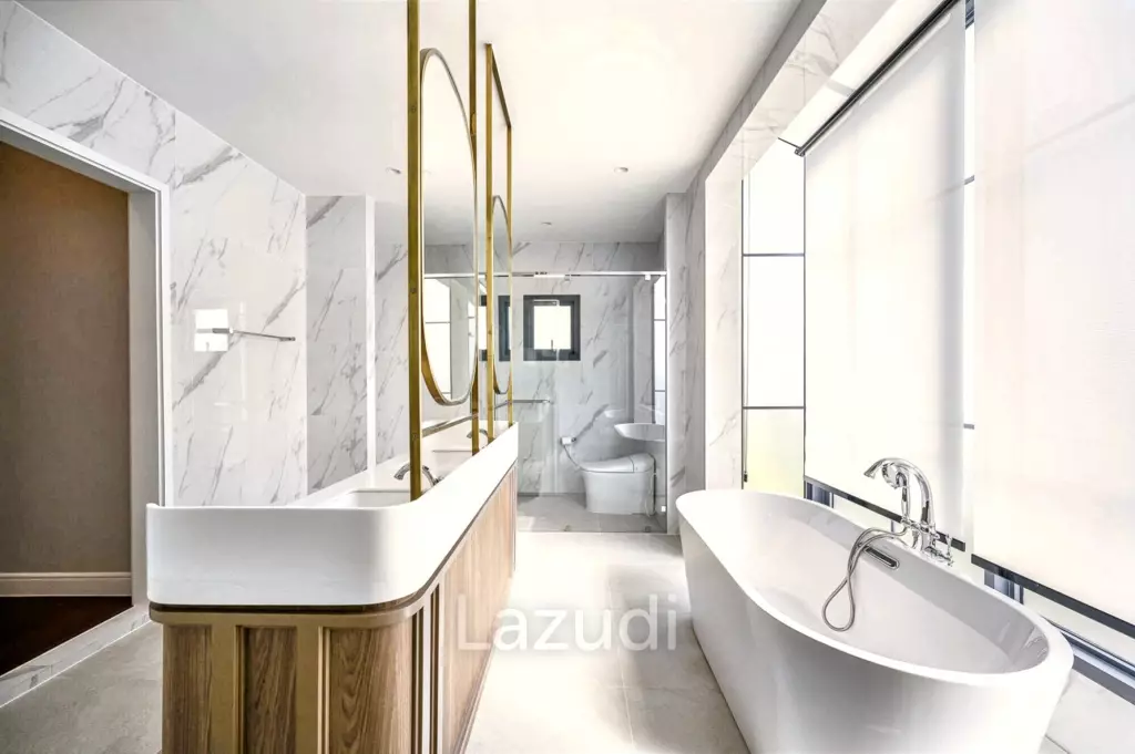 5 Bed 6 Bath 687 SQ.M Narasiri Krungthep Kreetha