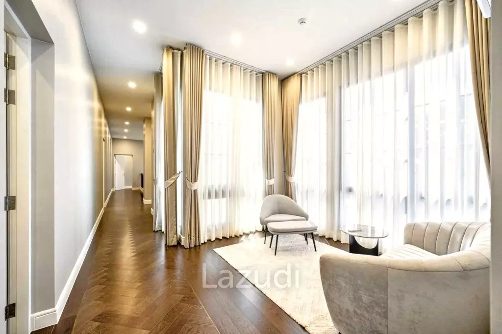 5 Bed 6 Bath 687 SQ.M Narasiri Krungthep Kreetha