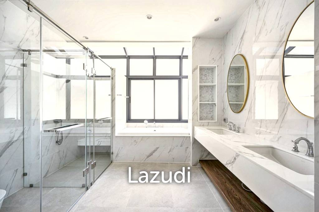 5 Bed 6 Bath 687 SQ.M Narasiri Krungthep Kreetha