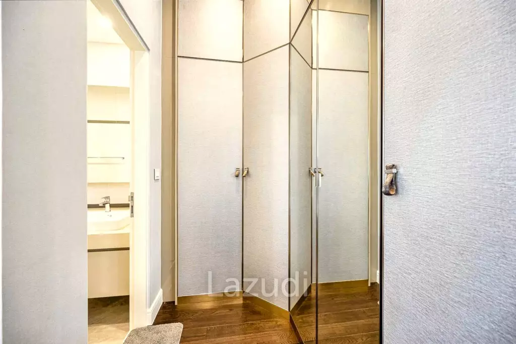 5 Bed 6 Bath 687 SQ.M Narasiri Krungthep Kreetha