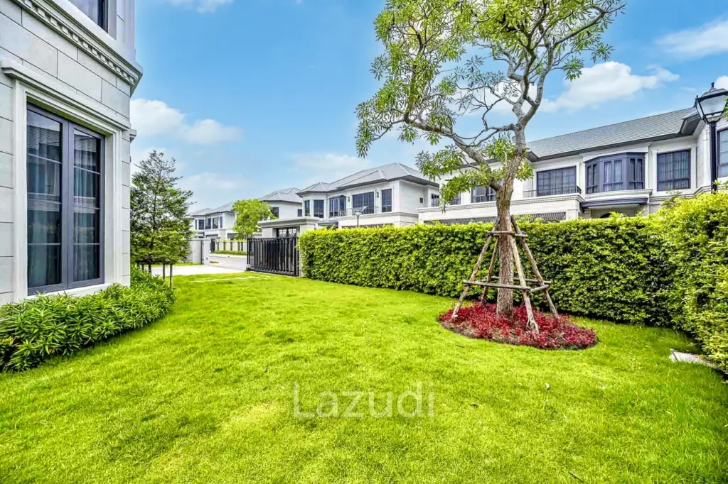 5 Bed 6 Bath 687 SQ.M Narasiri Krungthep Kreetha