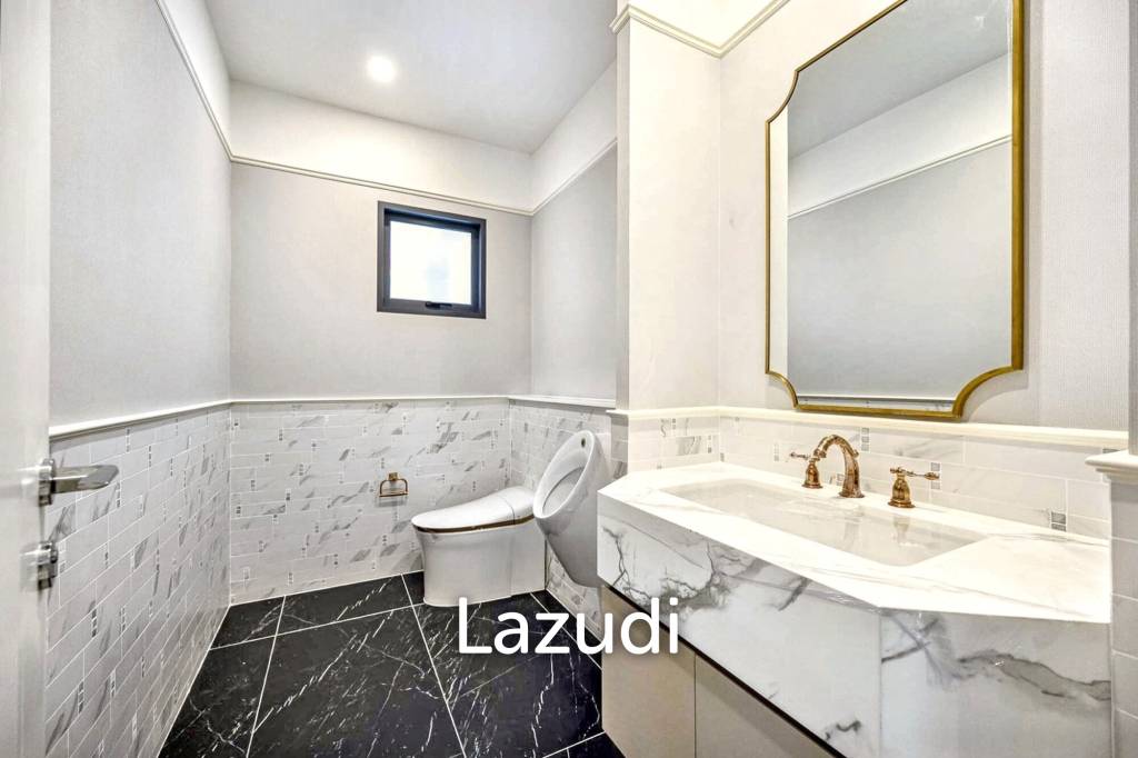 5 Bed 6 Bath 687 SQ.M Narasiri Krungthep Kreetha