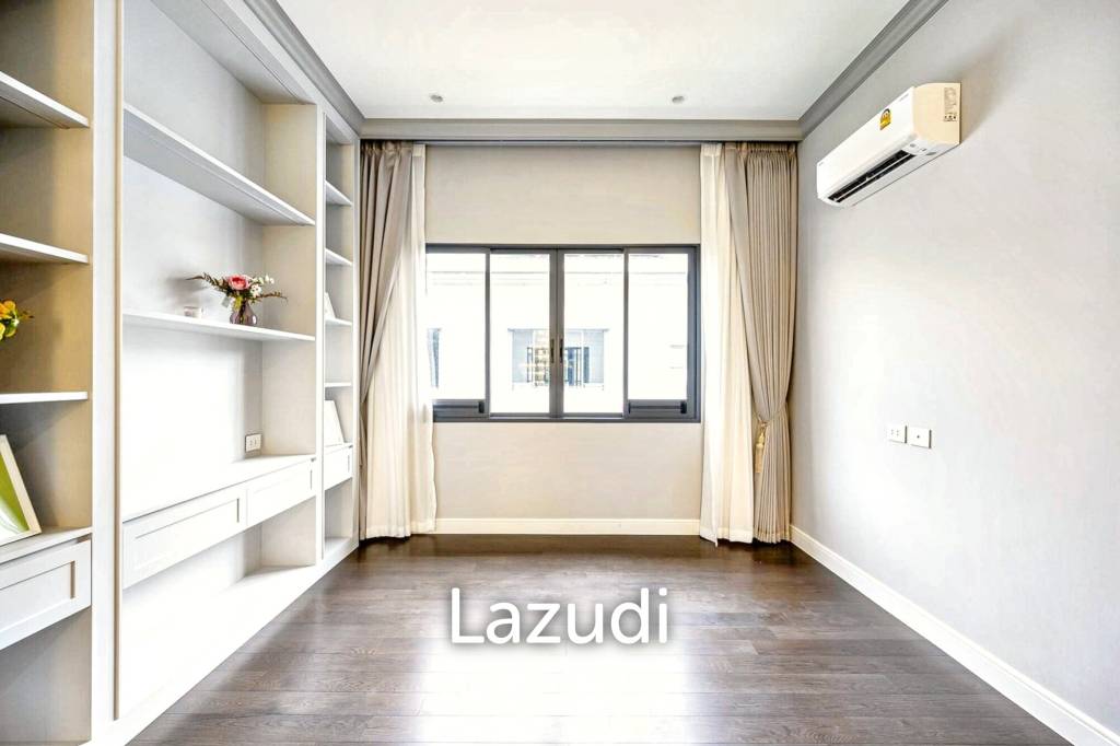 5 Bed 6 Bath 687 SQ.M Narasiri Krungthep Kreetha