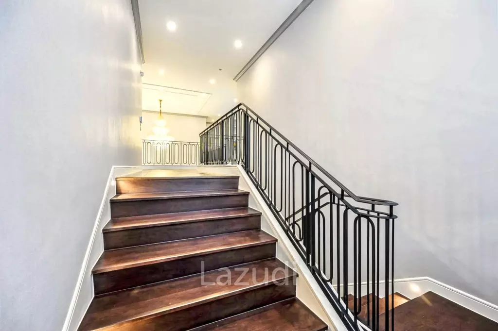 5 Bed 6 Bath 687 SQ.M Narasiri Krungthep Kreetha