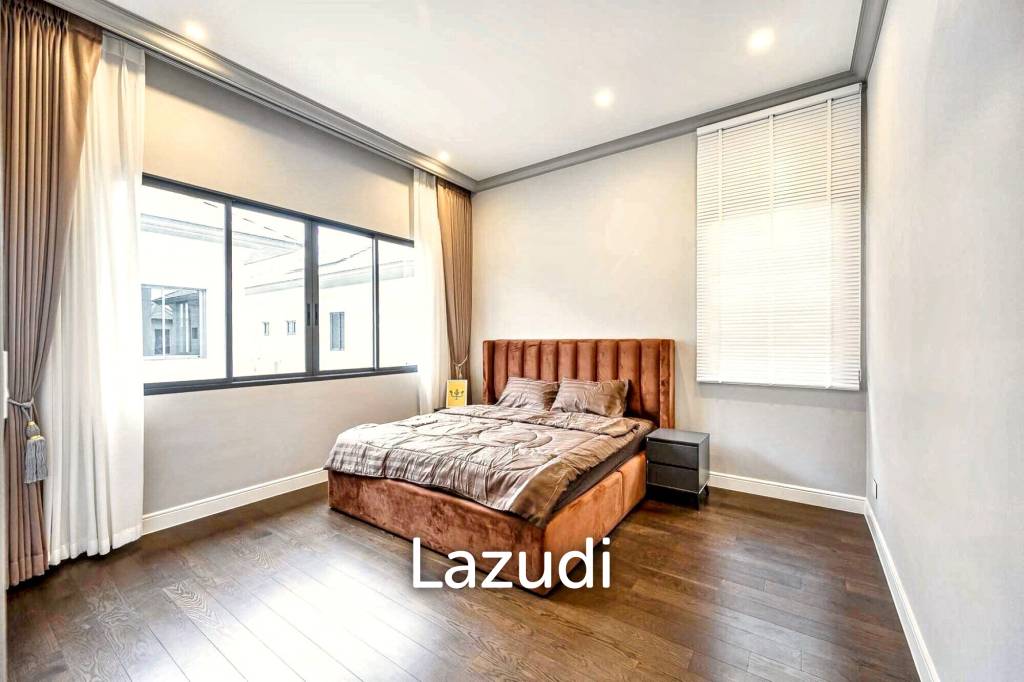 5 Bed 6 Bath 687 SQ.M Narasiri Krungthep Kreetha