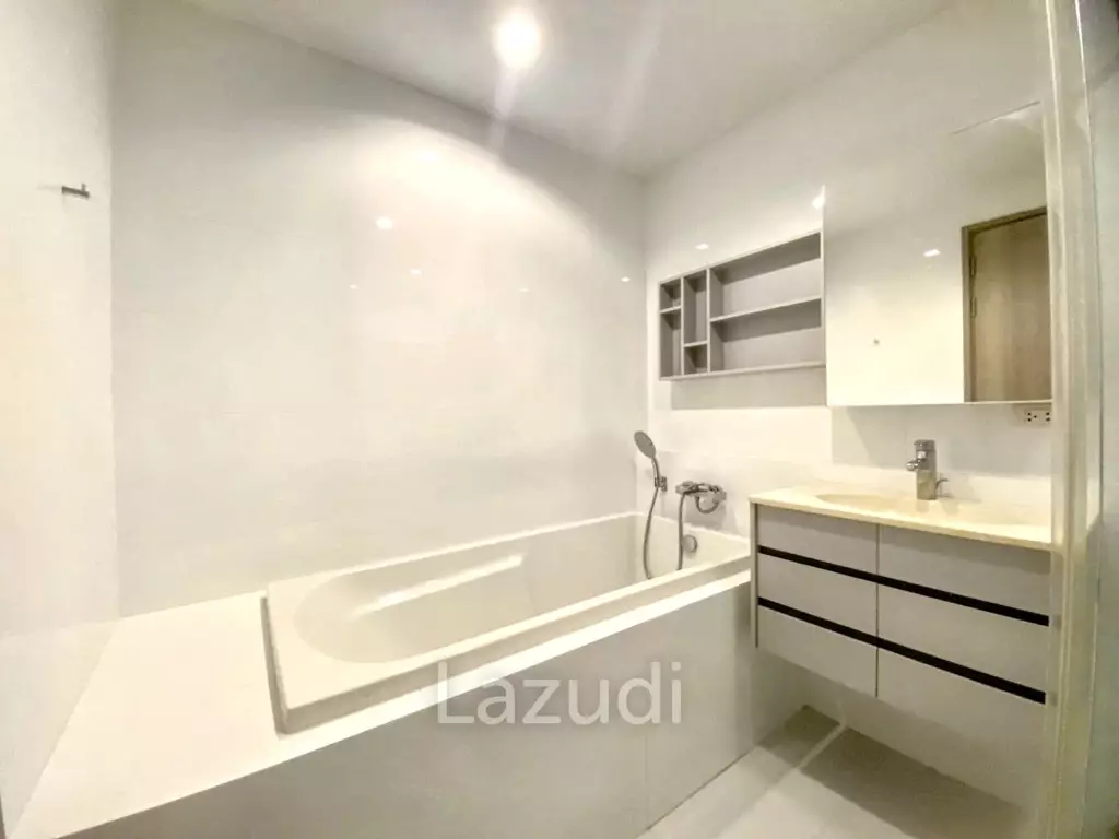 1 Bedroom 1 Bathroom 43 SQ.M HQ Thong Lor