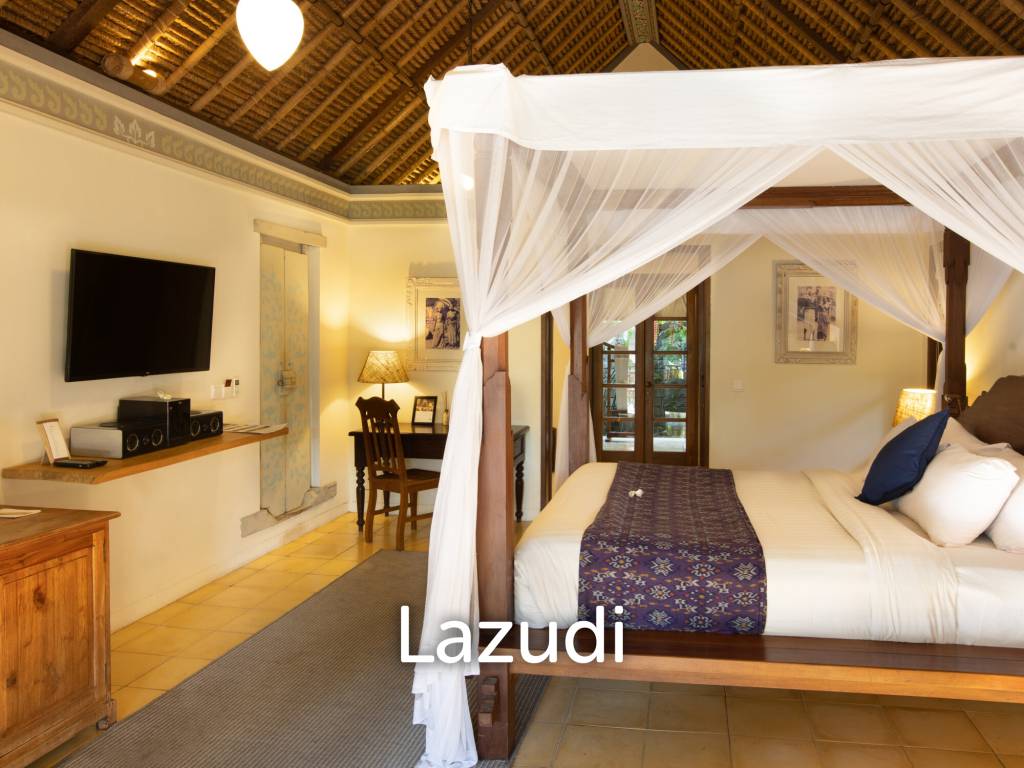Monthly and Yearly Rental Villa short drive from Buzzling Canggu