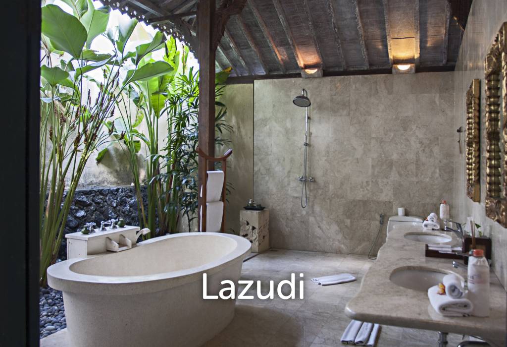 Monthly and Yearly Rental Villa short drive from Buzzling Canggu