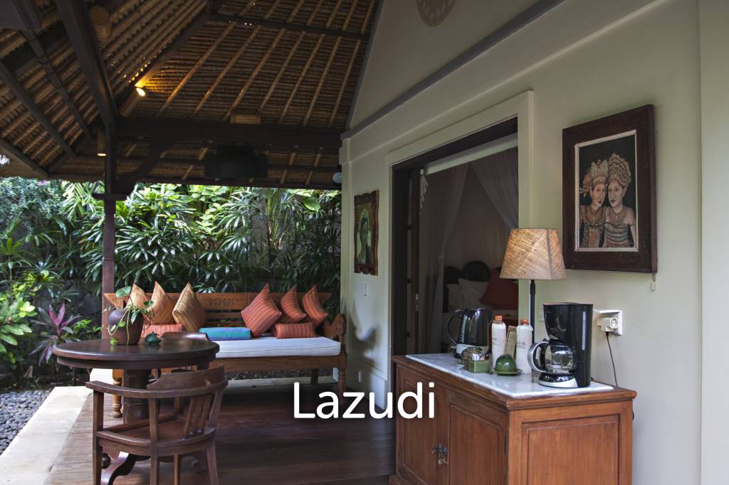 Monthly and Yearly Rental 2 Bedroom Villa short drive from Buzzling Canggu