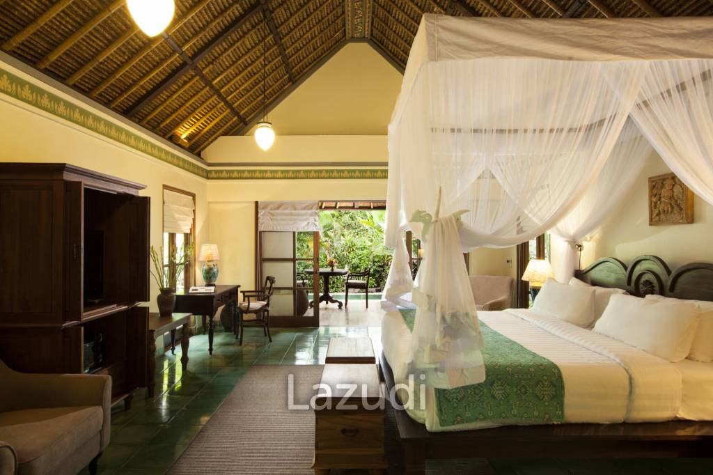 Monthly and Yearly Rental 2 Bedroom Villa short drive from Buzzling Canggu