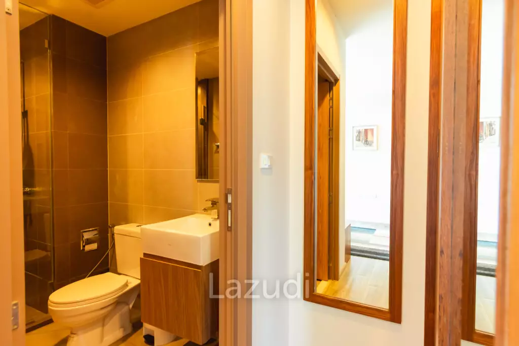 RAIN CONDO : 2 Bed condo with Pool View