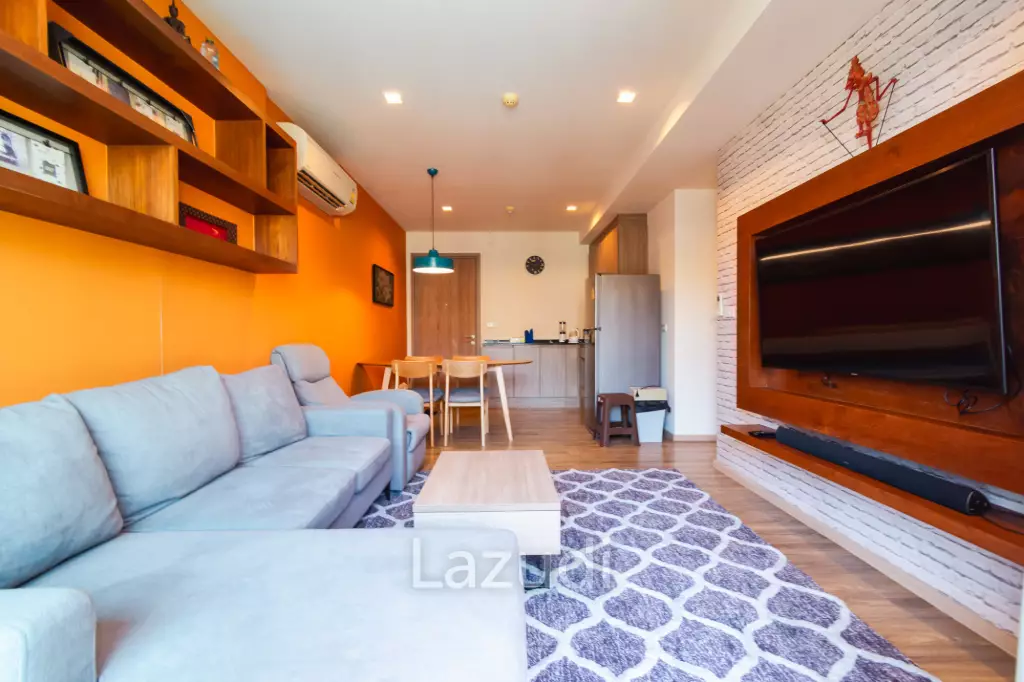 RAIN CONDO : 2 Bed condo with Pool View