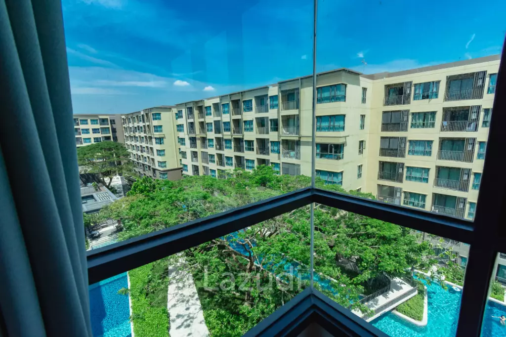 RAIN CONDO : 2 Bed condo with Pool View
