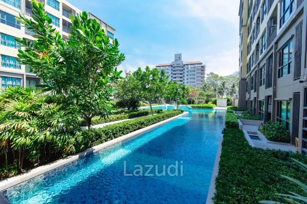 RAIN CONDO : 2 Bed condo with Pool View