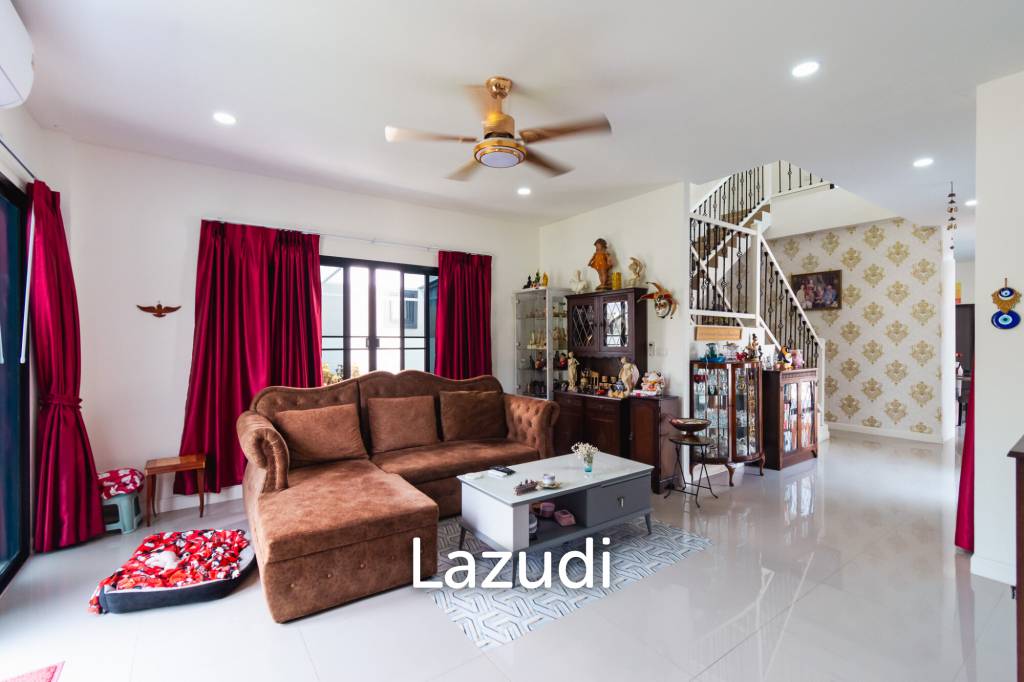 Stunning 2 Storey 4 Bed Pool Villa at Hin Lek Fai