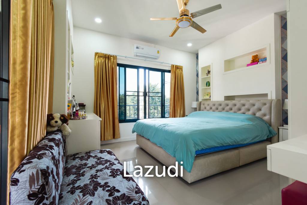 Stunning 2 Storey 4 Bed Pool Villa at Hin Lek Fai