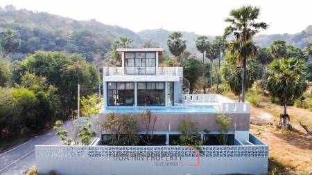 STUNNING BEACH VILLA IN KHAO TAO : 4 bed perfect for investment