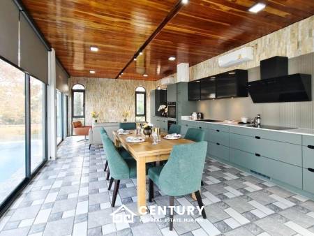 STUNNING BEACH VILLA IN KHAO TAO : 4 bed perfect for investment