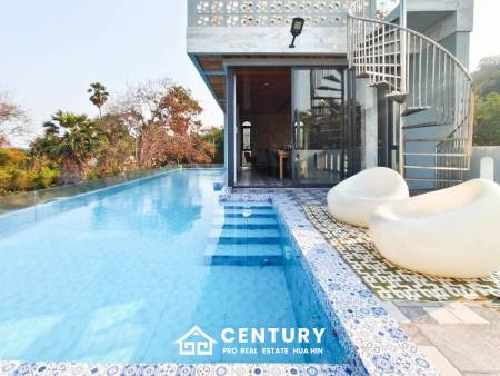 STUNNING BEACH VILLA IN KHAO TAO : 4 bed perfect for investment
