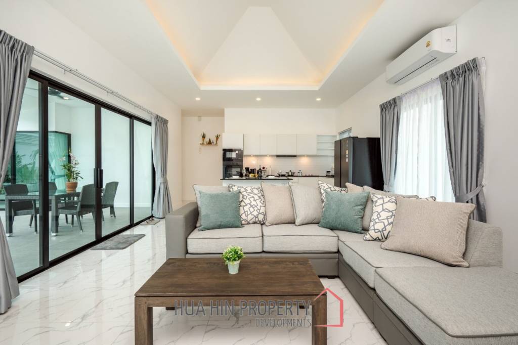 3 Beds 3 Baths 221 SQ.M Botanica Hua Hin