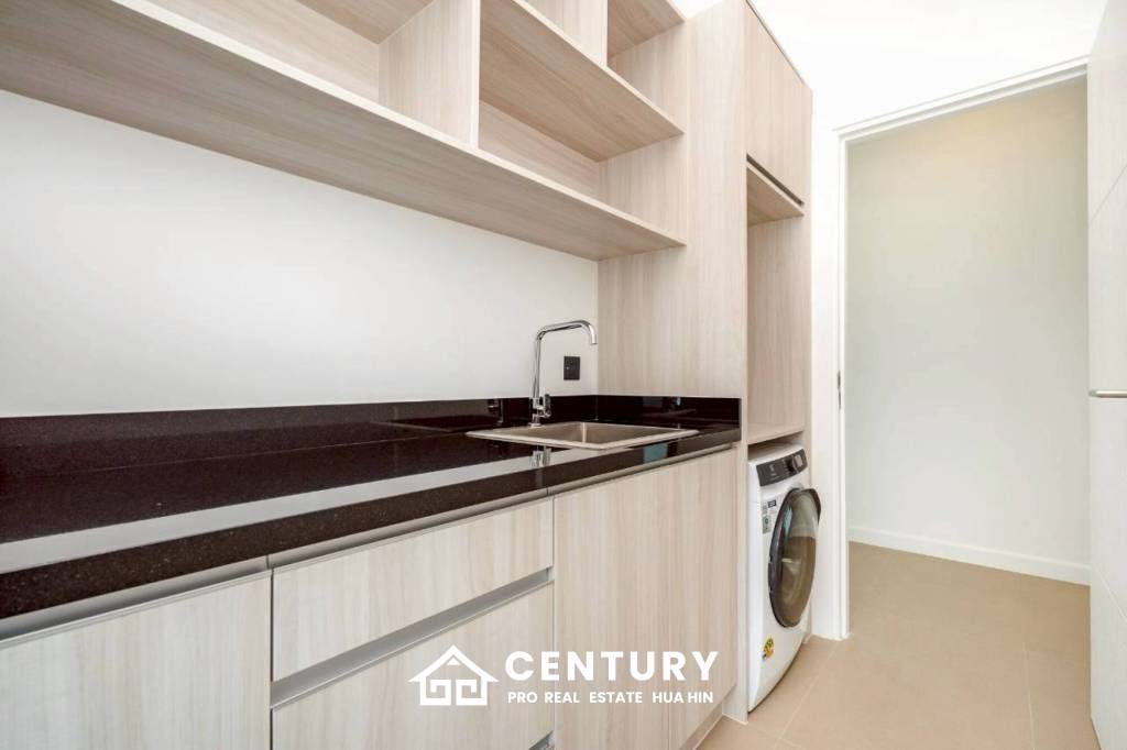 760 ตร.ม 3 เตียง 2 อาบน้ำ วิลล่า For ขาย