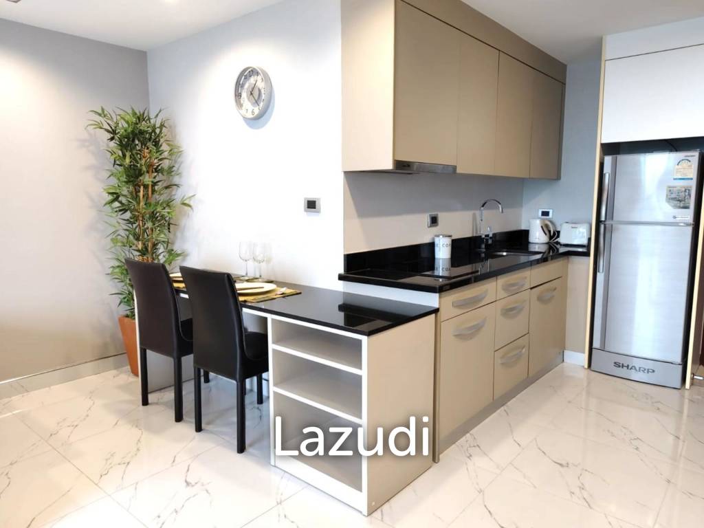 1 Bed 1 Bath 56 SQ.M. Hyde Park Residence 2