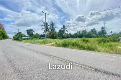 5 Rai 85 SQ. Wah. Land for Sale in  Si Racha