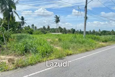 5 Rai 85 SQ. Wah. Land for Sale in  Si Racha