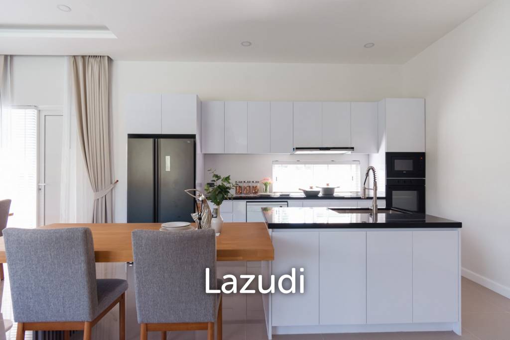 3 Beds 4 Baths 286.8 SQ.M Woodlands Residence