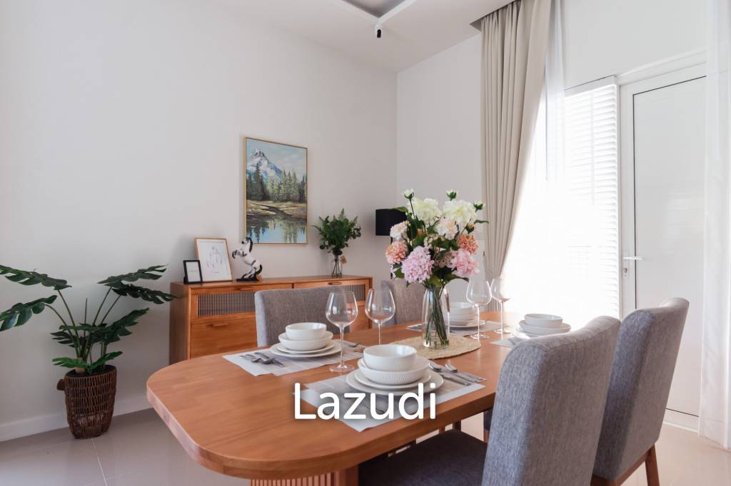 3 Beds 4 Baths 286.8 SQ.M Woodlands Residence