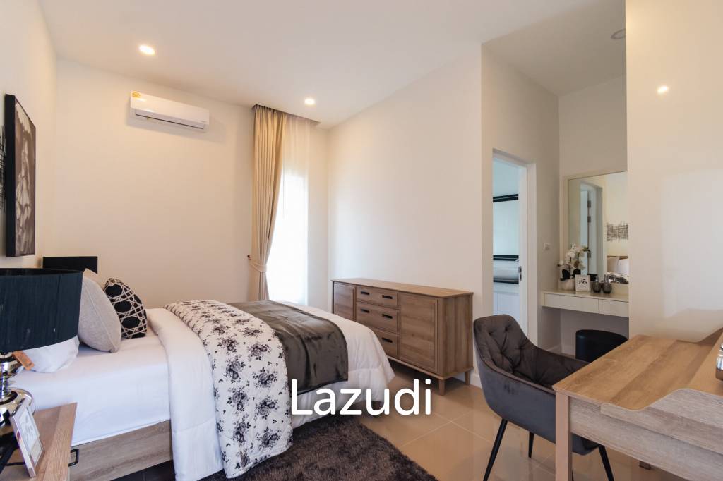 3 Beds 4 Baths 286.8 SQ.M Woodlands Residence
