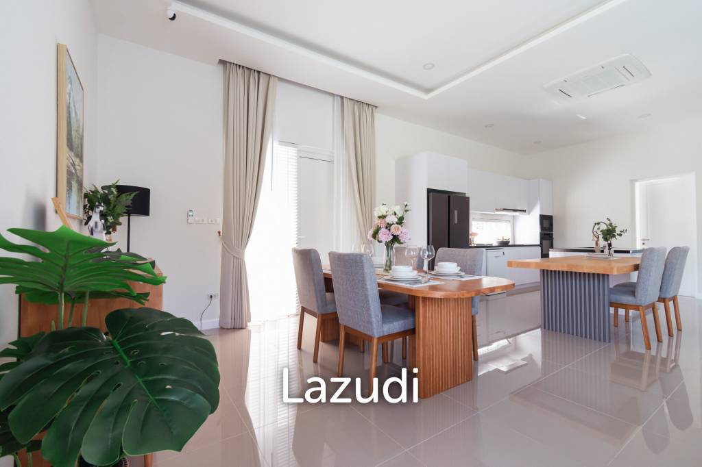 3 Beds 4 Baths 286.8 SQ.M Woodlands Residence