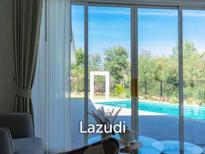 3 Beds 4 Baths 286.8 SQ.M Woodlands Residence