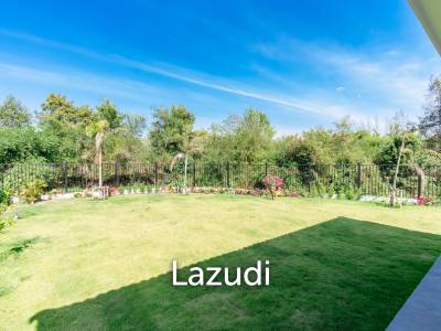 3 Beds 4 Baths 286.8 SQ.M Woodlands Residence