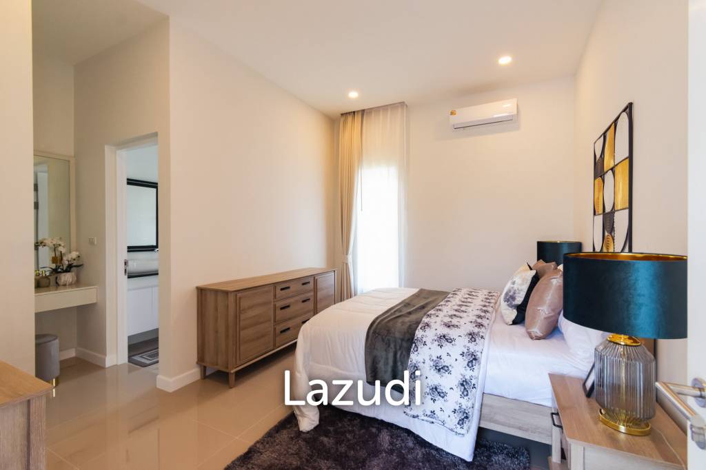 3 Beds 4 Baths 286.8 SQ.M Woodlands Residence