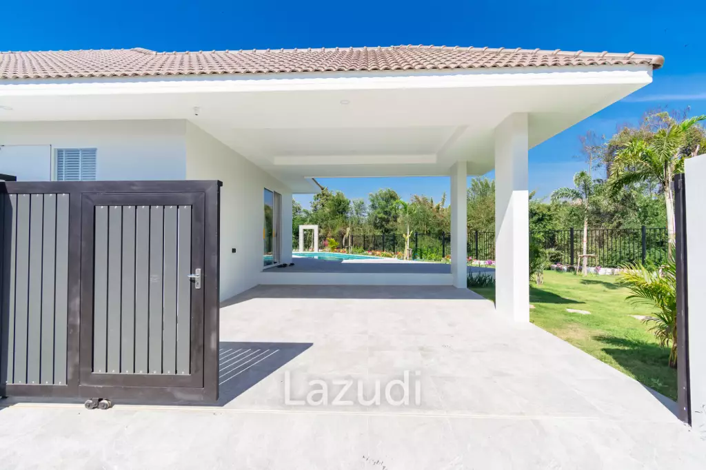 3 Beds 4 Baths 286.8 SQ.M Woodlands Residence