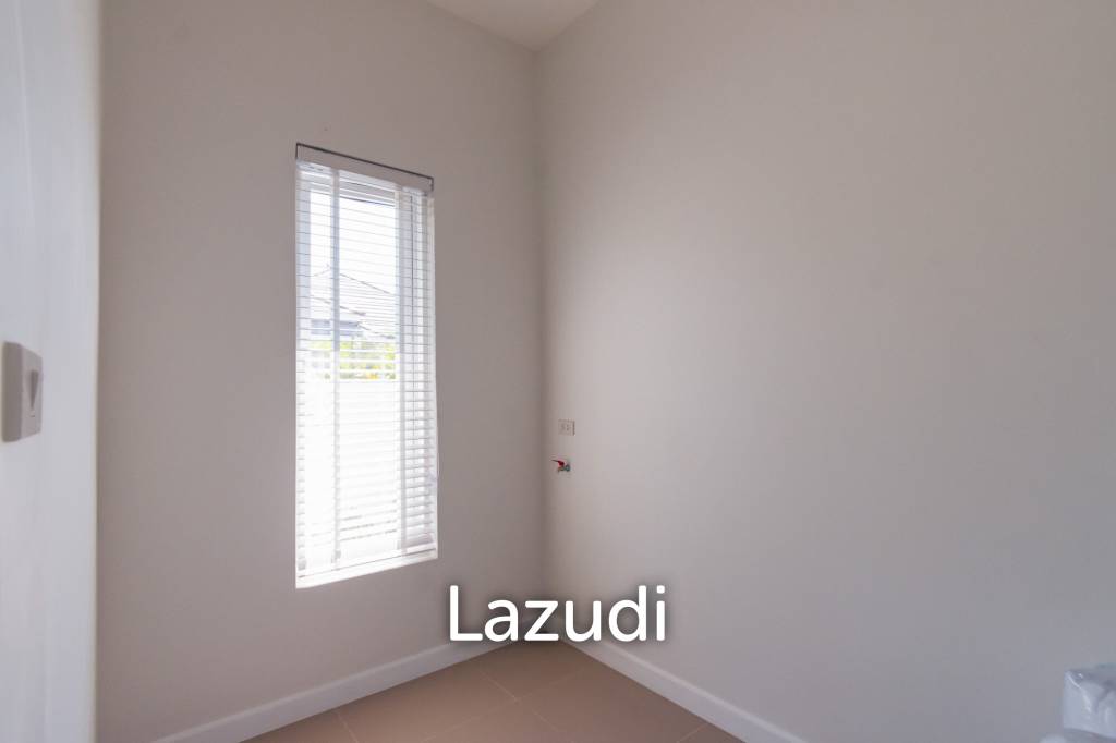3 Beds 4 Baths 286.8 SQ.M Woodlands Residence