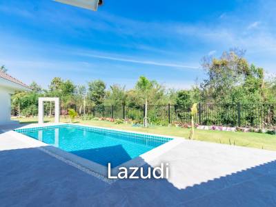 3 Beds 4 Baths 286.8 SQ.M Woodlands Residence