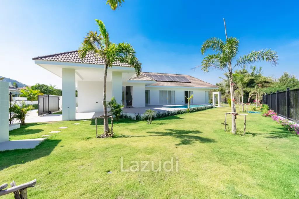 3 Beds 4 Baths 286.8 SQ.M Woodlands Residence